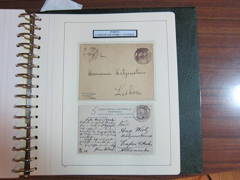 0014 (100).jpg -     Lote:    14      Marcofilia      Lotes Especiais       Descrição:      Portugal.   Colecção montada em dois álbuns com estudo especializado das marcas de duplo círculo e circulares do Porto, com selos de diversas emissões e cartas. Lote a ver.        Lote       Valor Base:     &euro; 1.500,00     Valor Venda:     &euro; 1.500,00     